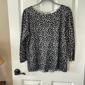 Elegant Black and White Patterned Women's Top